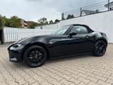 Mazda MX-5 2.0 SKYACTIV-G 184 Signature - Mazda MX-5: Schwarz