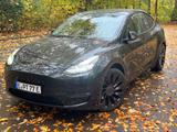 Tesla Model Y Performance Dual Motor AWD Performance - Tesla Model Y in Essen