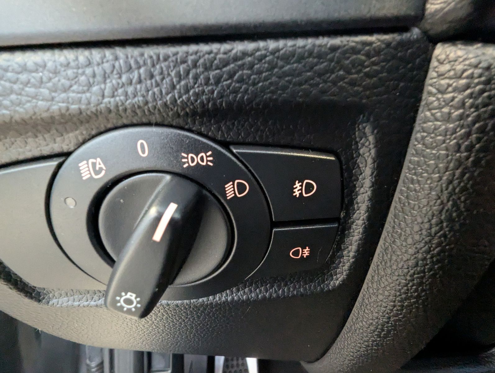 BMW 123 d M-Sport-Paket Navi T-Leder Sitzheizung - Image 23