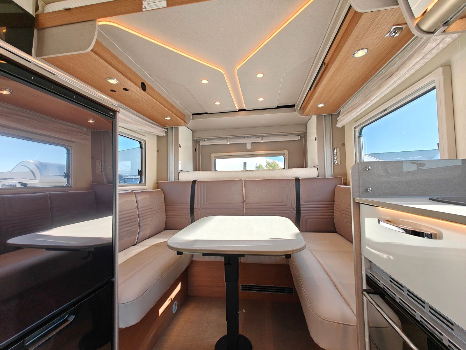 Fahrzeugabbildung Bürstner Lyseo TD Gallery 649 G Harmony Line - Backofen!