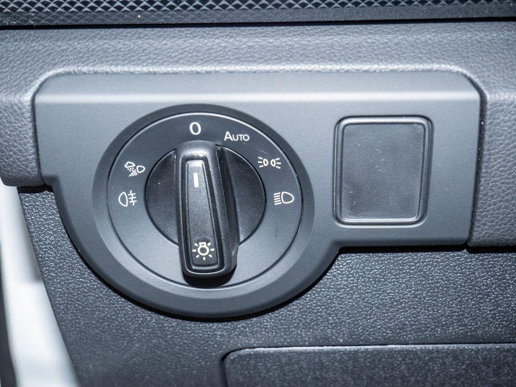 Volkswagen T-Cross 1.0 TSI DSG R-Line Navi R-Kam IQ-Light, миниатюра 14