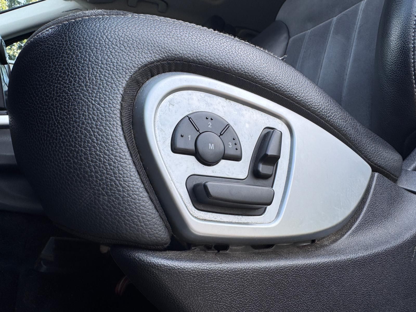 Fahrzeugabbildung Mercedes-Benz 3.0 CDI V6 BRABUS/PANO/AHK/RCAM/ALLWETTER/LED