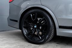 BMW X7 – 10 / 36