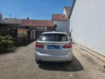 BMW 218 - 9