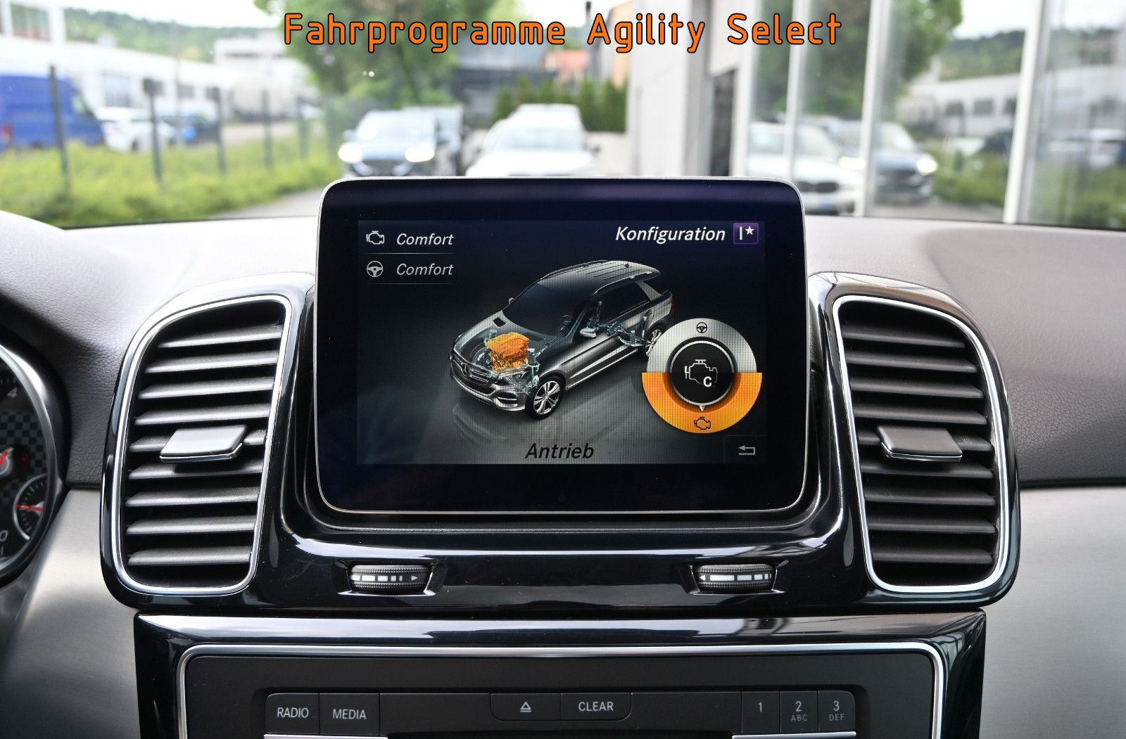 Fahrzeugabbildung Mercedes-Benz GLE 350 d 4MAT. AMG LINE °NIGHT°AHK°ILS°360°SHD°