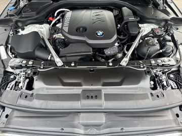 BMW 520d xDrive M Sportpaket Head-Up HK HiFi DAB