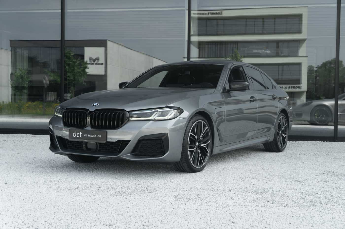 BMW 545 Berline xDrive Hybrid HUD Laser Only 12800 K