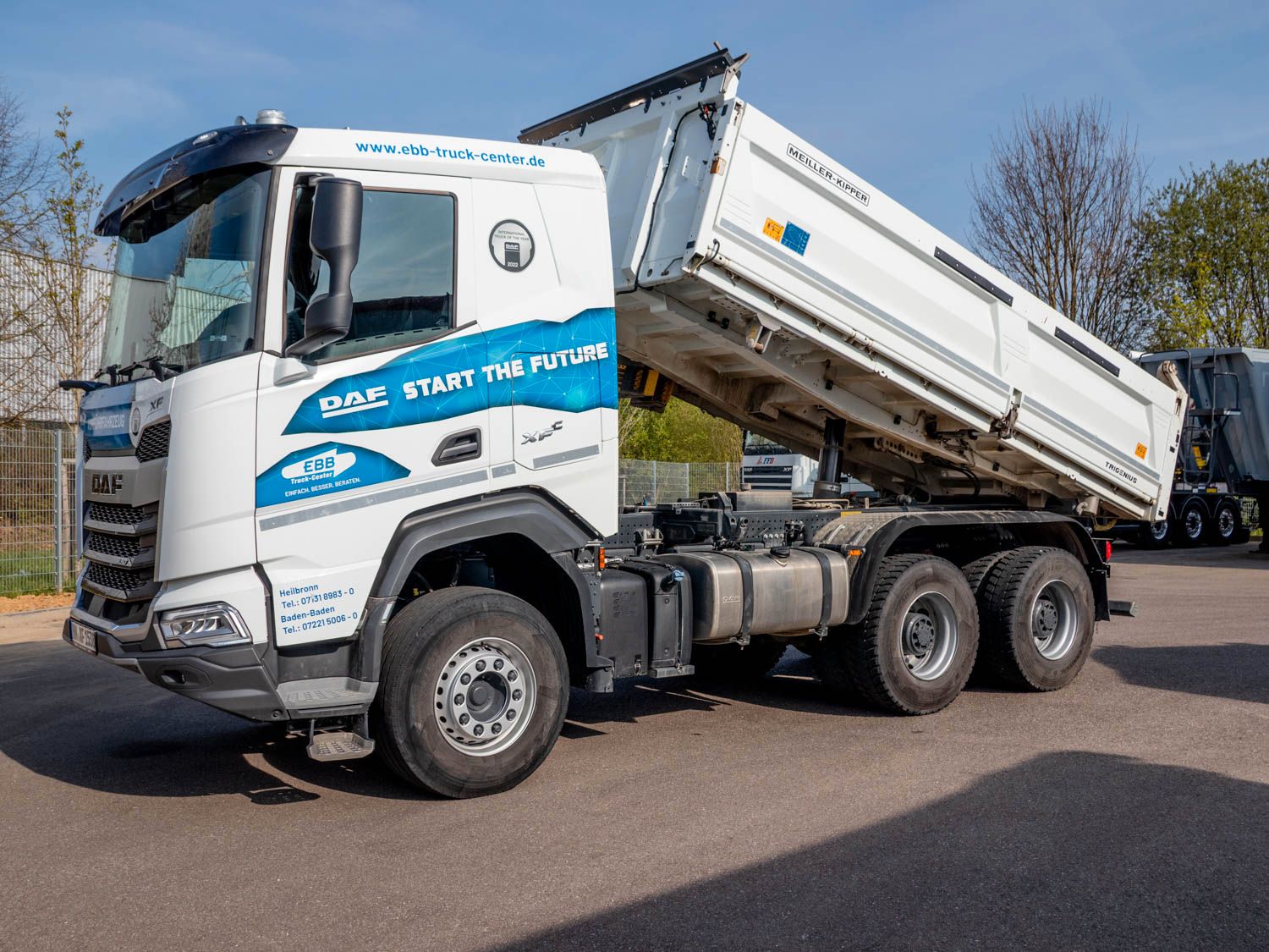Fahrzeugabbildung DAF FAT XFC 530 SL Meiller TRIGENIUS D 316