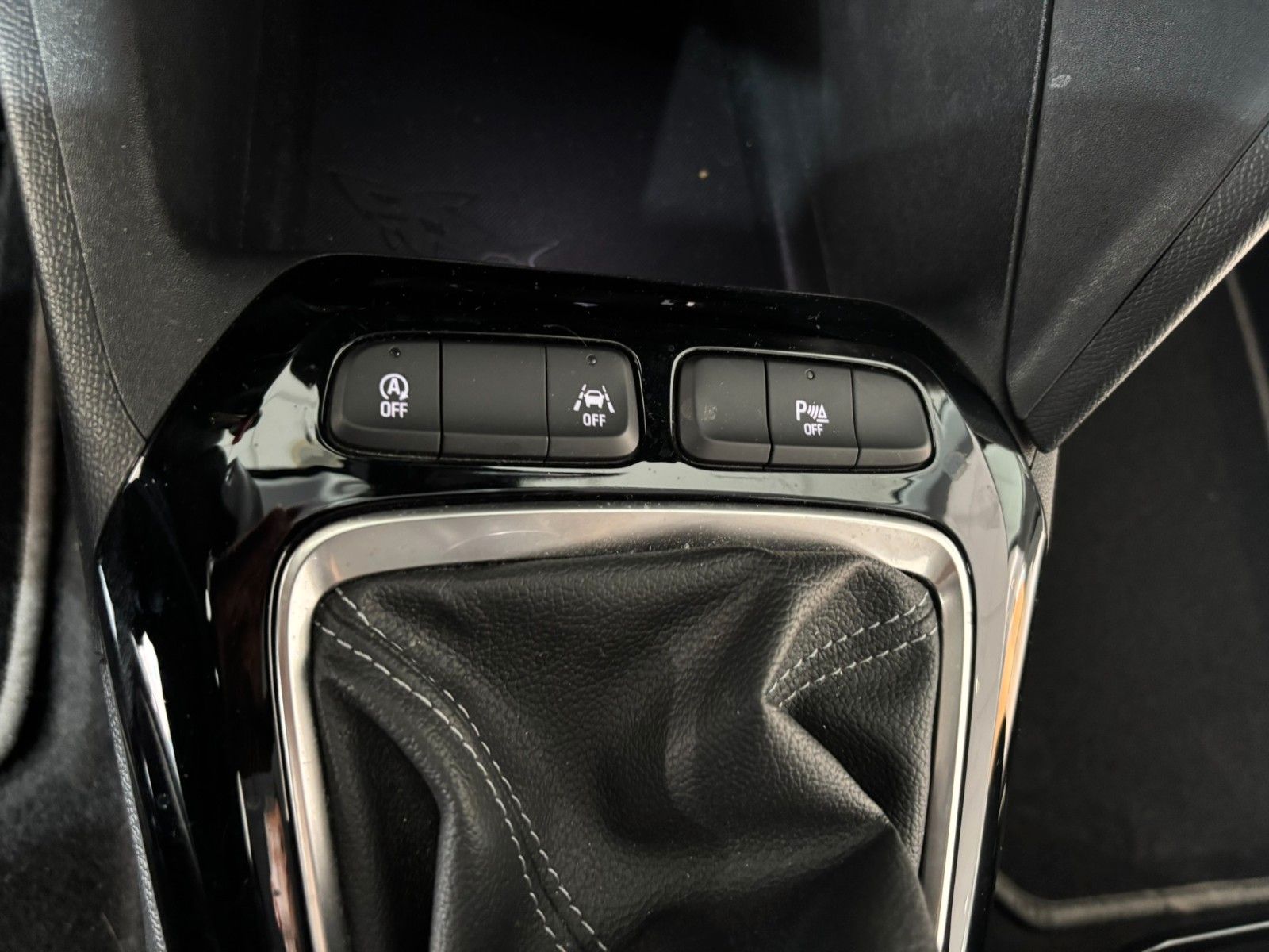 Fahrzeugabbildung Opel Corsa F 1.2 EDITION NAVI/TEMP/PDC/SPORT/DAB+
