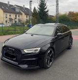 Audi RS3 *Vollausstattung *Carbon - Audi RS3 Gebrauchtwagen in Frankfurt