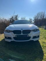 BMW 330d xDrive -M Paket-Navi Pro-Harman Kardon - BMW 330 mit Diesel-Antrieb: Alcantara