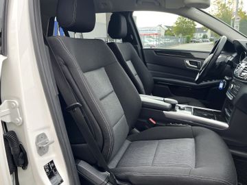 Mercedes E 300 - 7