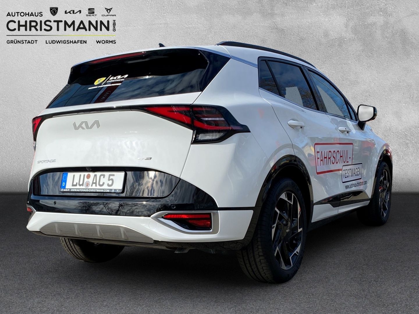 Fahrzeugabbildung Kia Sportage GT-Line 4WD 1.6 T-GDI Mild-Hybrid EU6e