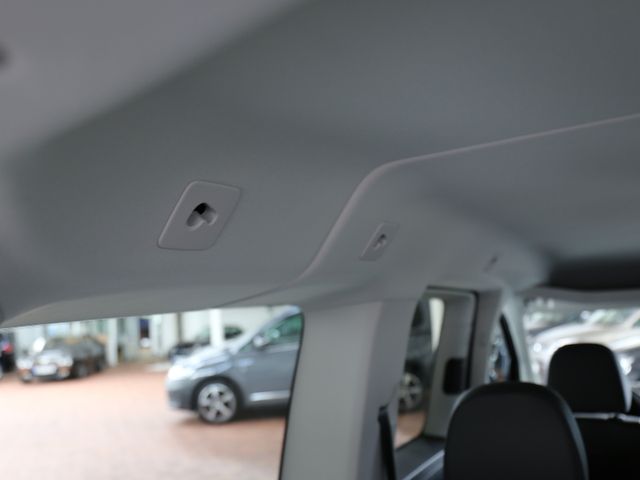 Volkswagen Caddy Maxi 2.0TDI DSG STYLE LED NAVI STANDHZ AHK