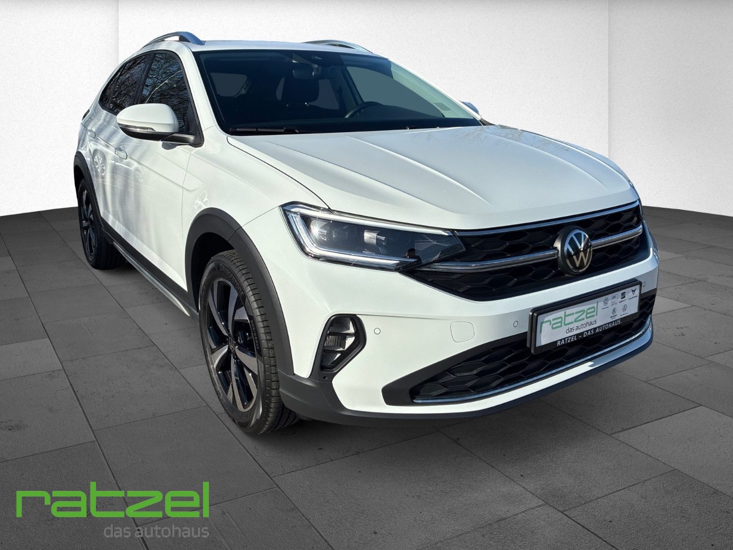 Fahrzeugabbildung Volkswagen Taigo Style 1.0 TSI DSG AHK-abnehmbar Navi Rückf