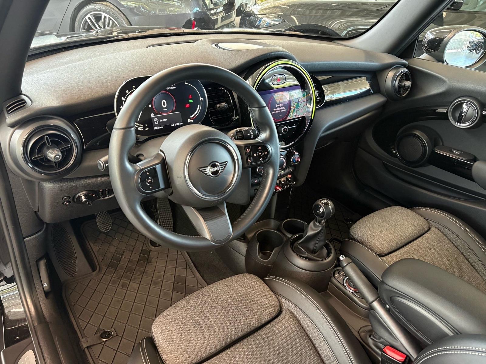 MINI One 3Türer Classic Trim PDC Navi Shz LED CarPlay, миниатюра 9