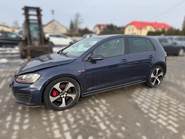 Volkswagen Golf 2.0 TSI BMT DSG GTI