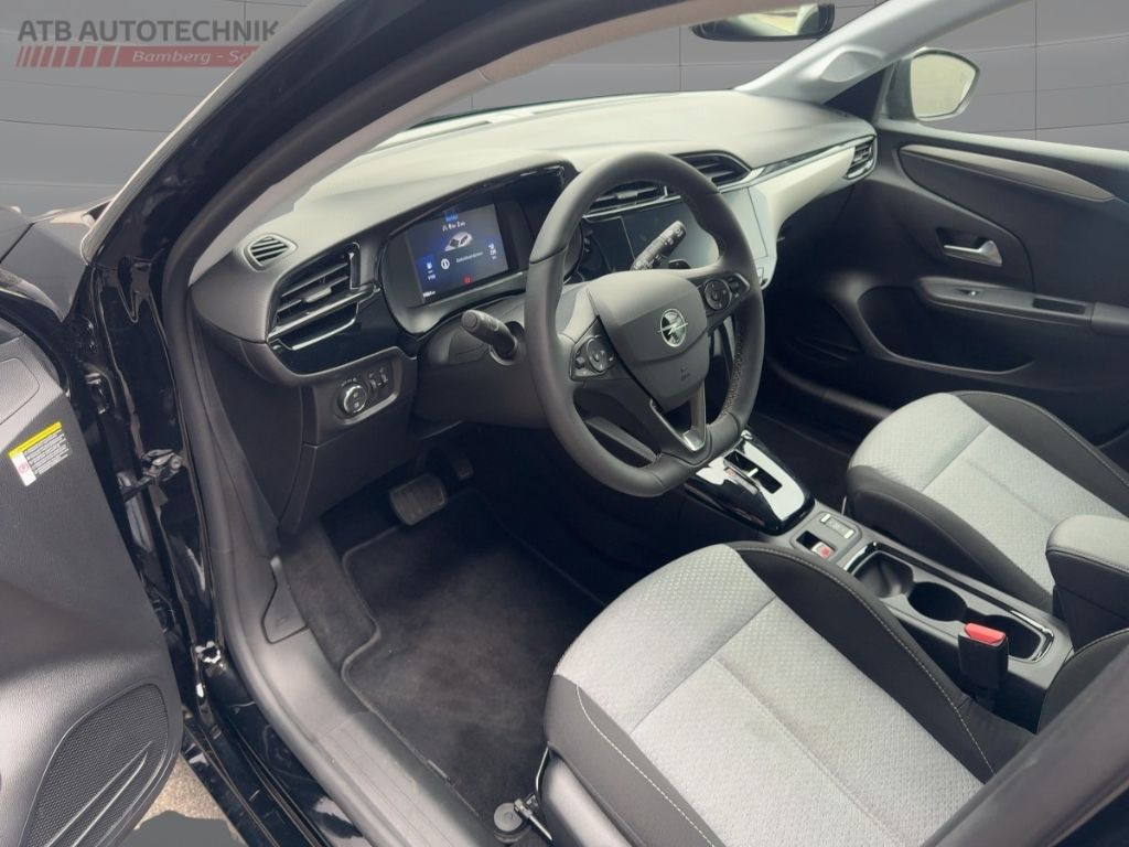 Fahrzeugabbildung Opel Corsa AUTOMATIK  RÜCKFAHRK.  SITZHEIZUNG  ALLWET
