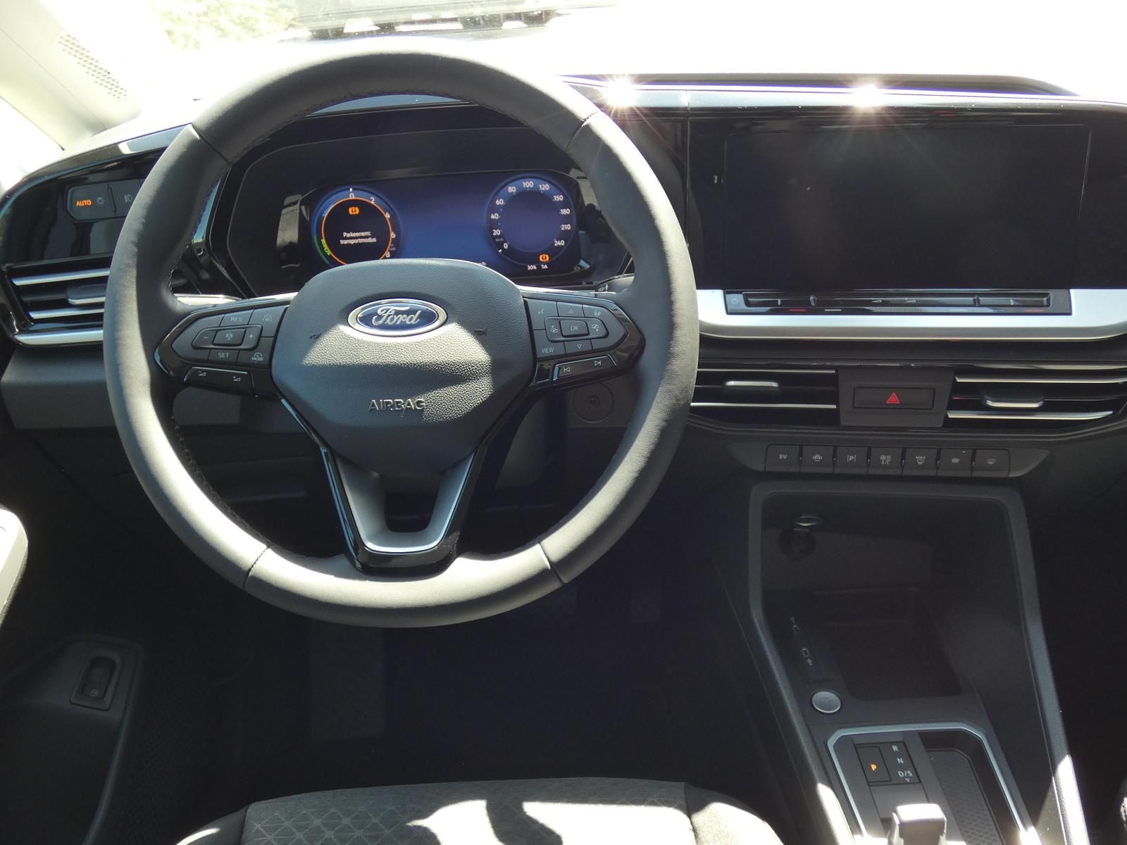 Ford Tourneo Connect - Bild 16