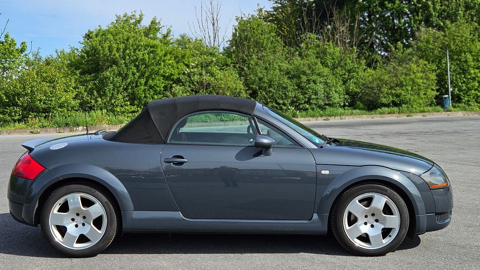 AUDI TT Coupe/Roadster 1.8 T Roadster BOSE Edition