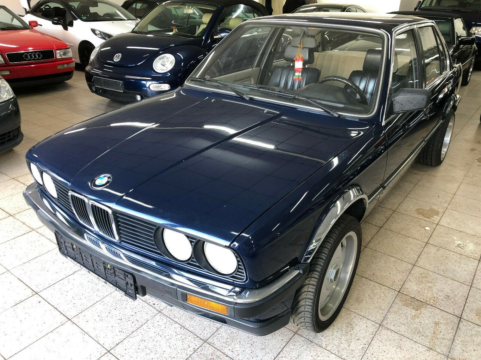 BMW 320 i E30 Originalzustand/ 1.Hand