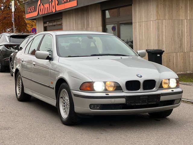 BMW 520i TÜV NEU