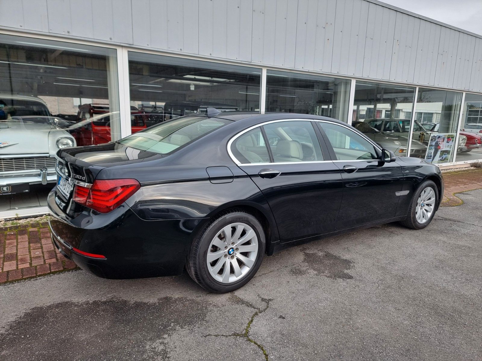 Fahrzeugabbildung BMW 730d/Bestzustand/Kpl. Historie/Head-up/Komfortsi