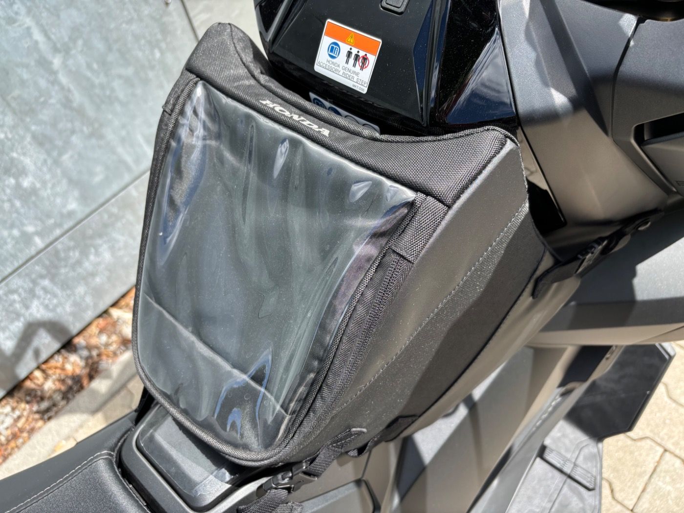 Fahrzeugabbildung Honda ADV 750 - X-ADV Griffheizung Akrapovic