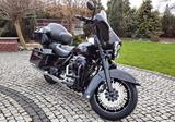 Harley-Davidson CVO Ultra-Classic Midnight-Edition - HARLEY-DAVIDSON 2010 CVO