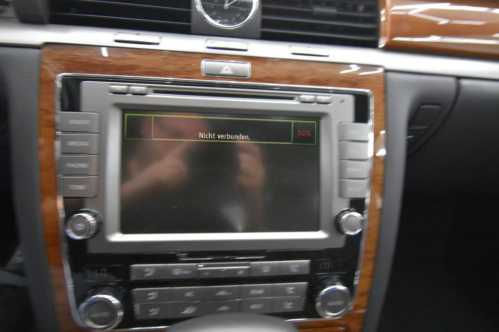 Volkswagen Phaeton V6 5.Sitzer 4Motion NAVI SHZ 4Zonenklima