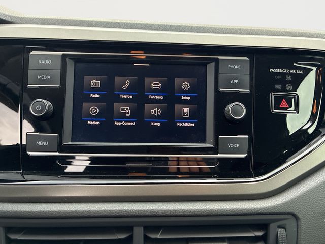 Volkswagen Polo VI Comfortline PDC v+hSHZ+KlimaDAB+Temp+B