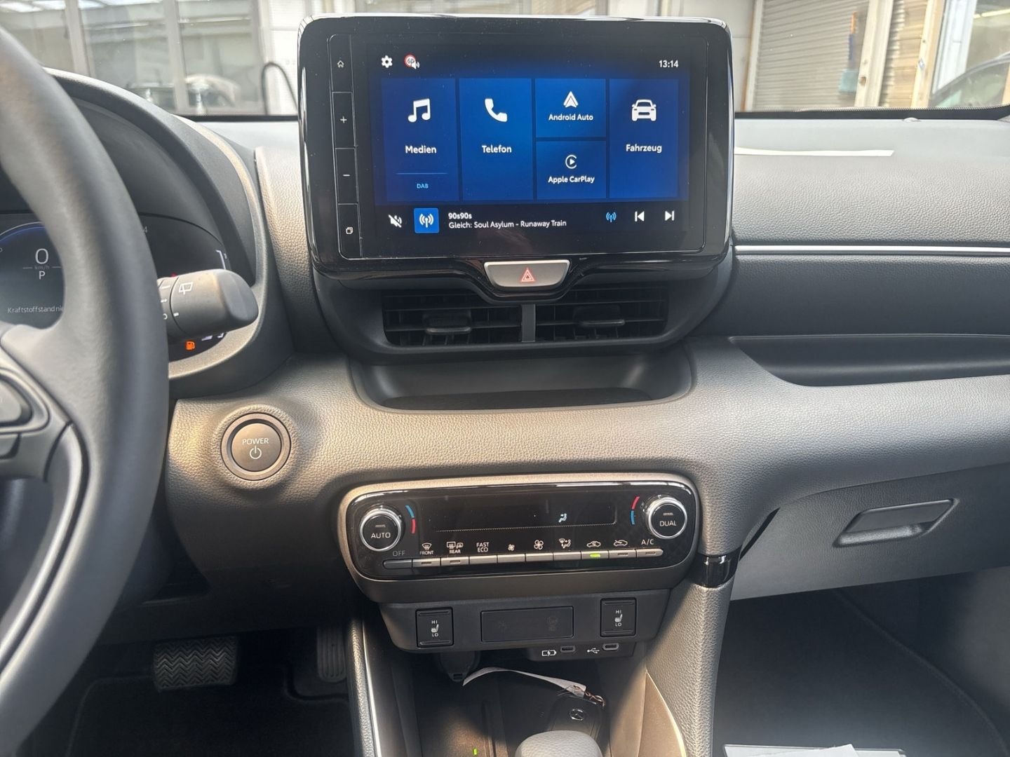 Mazda 2 Hybrid - Bild 11