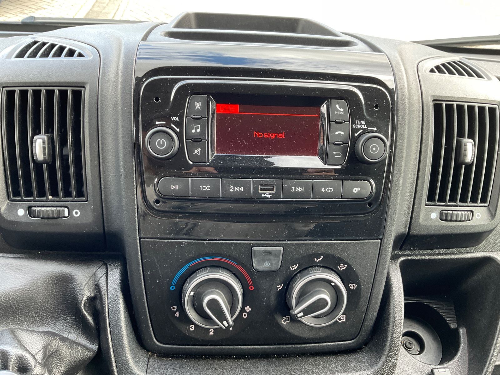 Fahrzeugabbildung Opel Movano L4H2,Sitzheizung,Bluetooth,Allwetterreife