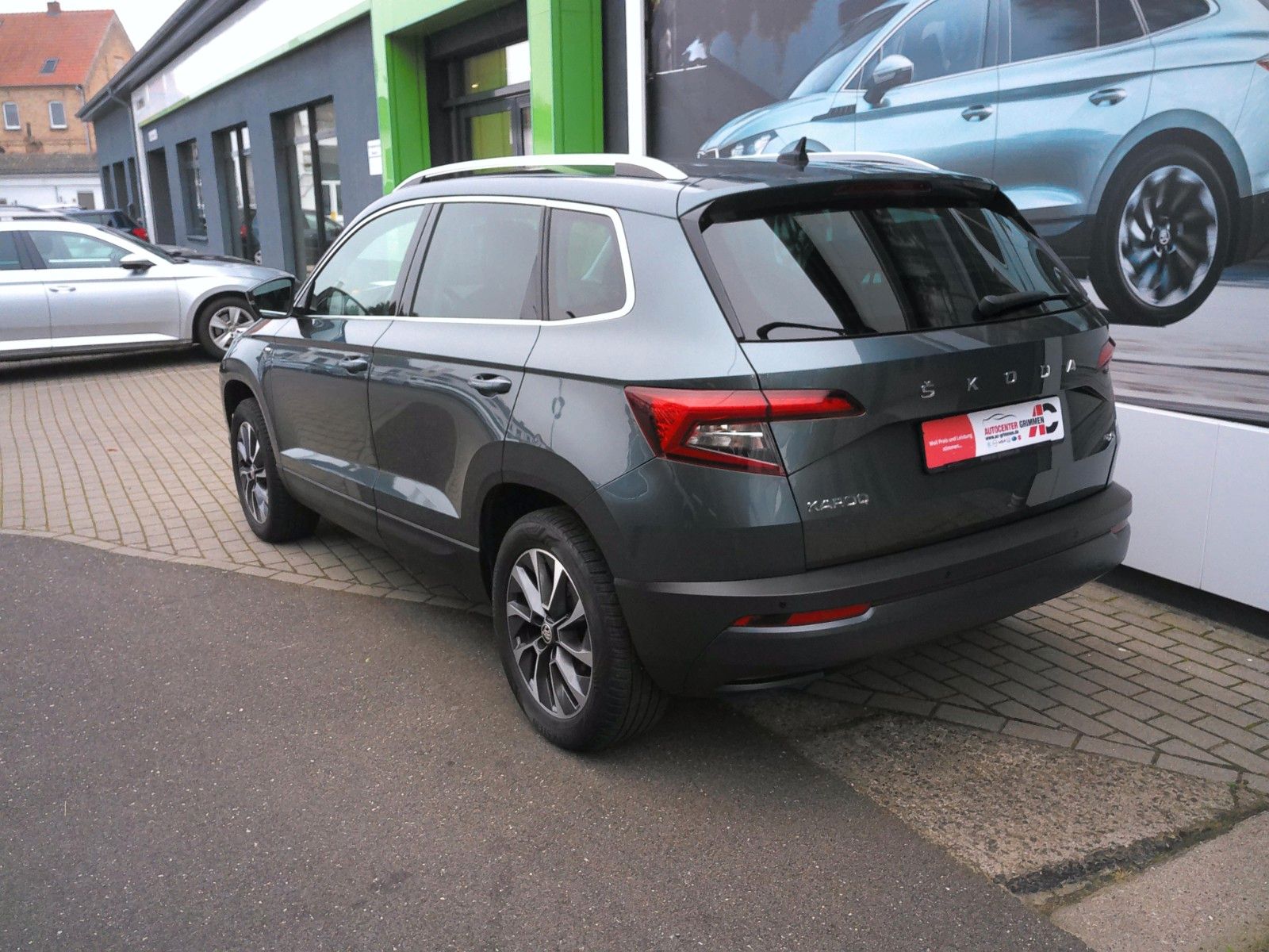 Fahrzeugabbildung SKODA Karoq Drive 125 4x4 2.0 TDI LED DSG Navi