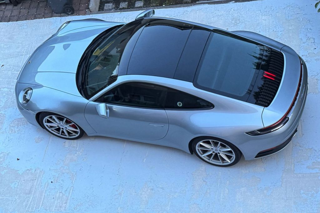 Image of Porsche 992