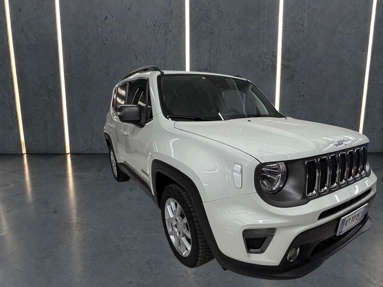 Jeep Renegade 1.6 Mjt 130 CV Limited imagem 3