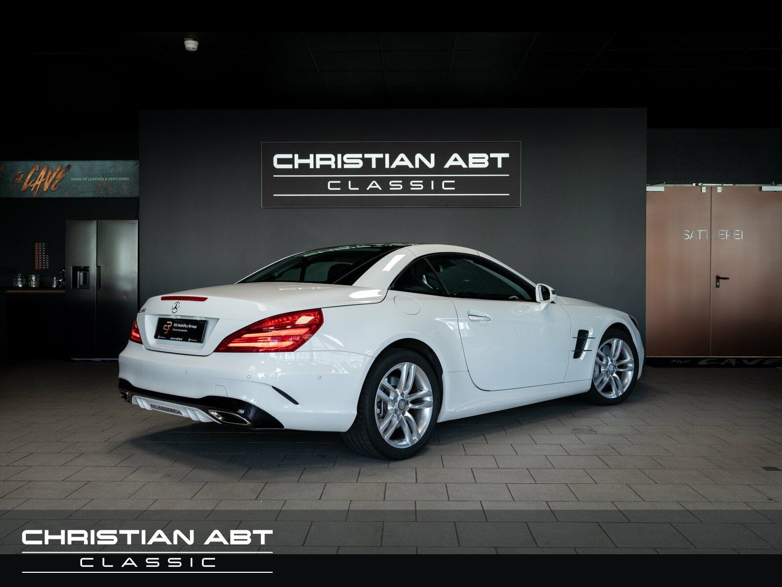 Fahrzeugabbildung Mercedes-Benz SL 500 COMAND/Pano.-Dach/Distronic/Autom./LED