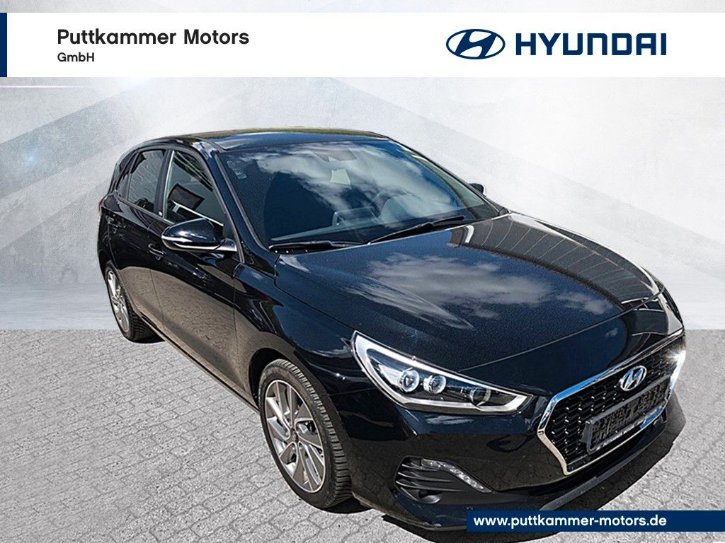 HYUNDAI i30