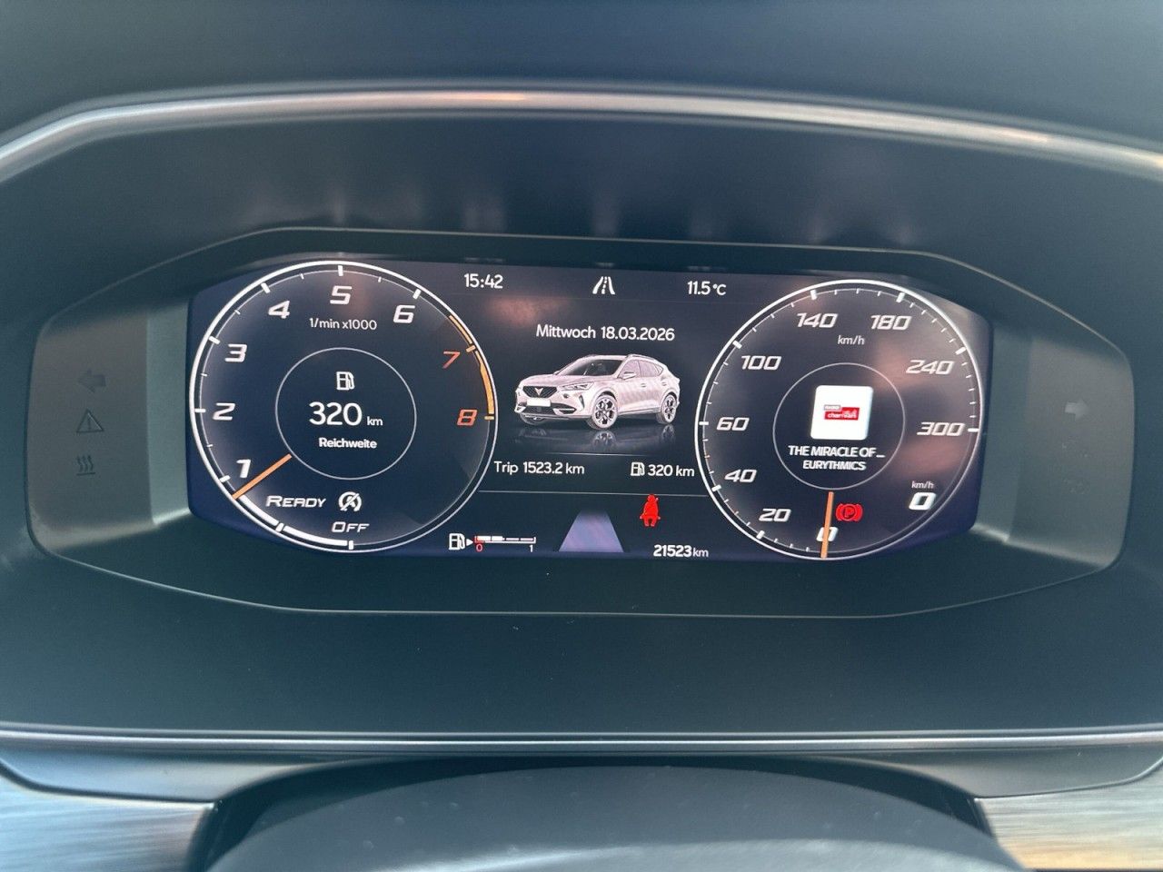 Fahrzeugabbildung CUPRA Formentor 1.5 TSI 110 kW (150 PS) - mit KI generiert/bearbeitet