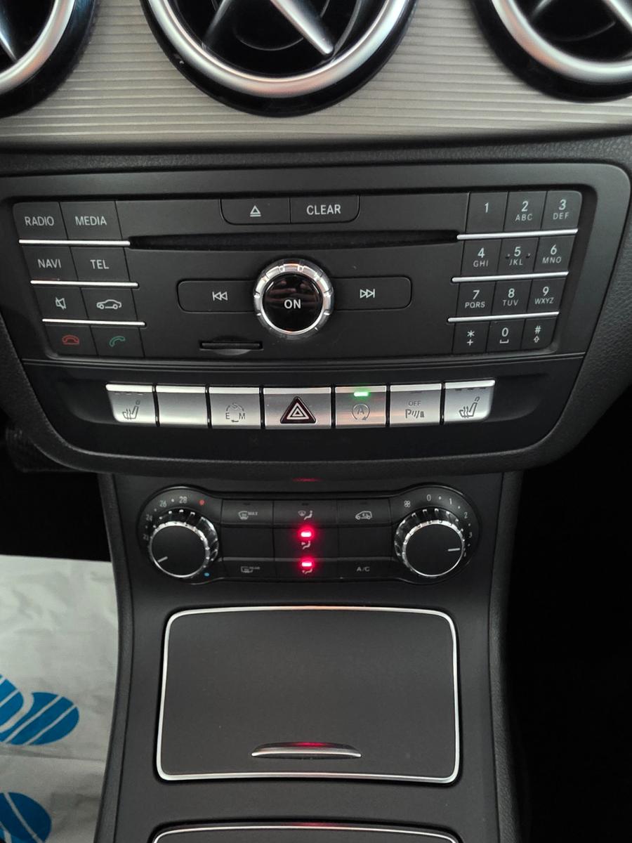 Mercedes-Benz STYLE B 180*AUTOMATIK*NAVI*BT*SHZ*SCHHFT*KLIMA*