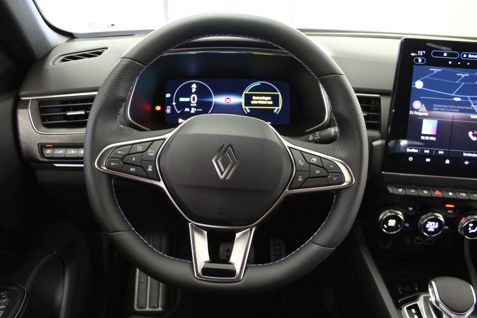 Fahrzeugabbildung Renault Arkana E-TECH Full Hybrid 145 Esprit Alpine