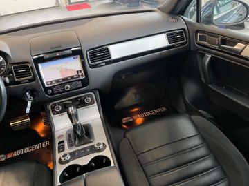 Volkswagen Touareg 4.2 TDI 4-Motion DSG *NAVI*ACC*AHK*LED*