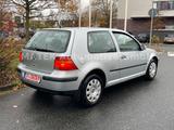 Volkswagen Golf 1.4 Basis *TÜV Neu* + Standheizung - Volkswagen Golf mit Benzin-Antrieb: Schaltgetriebe