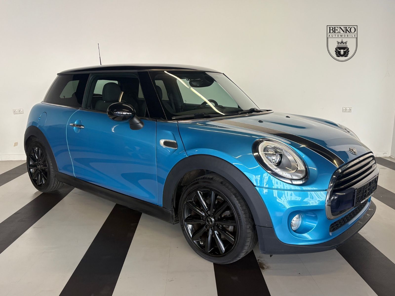 MINI Cooper - 1