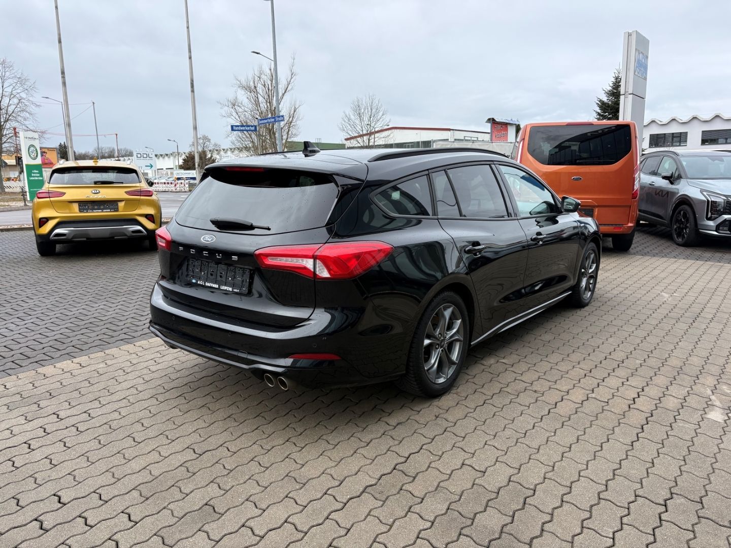 Fahrzeugabbildung Ford Focus Turnier ST-Line SpurhalteASS LED Kamera