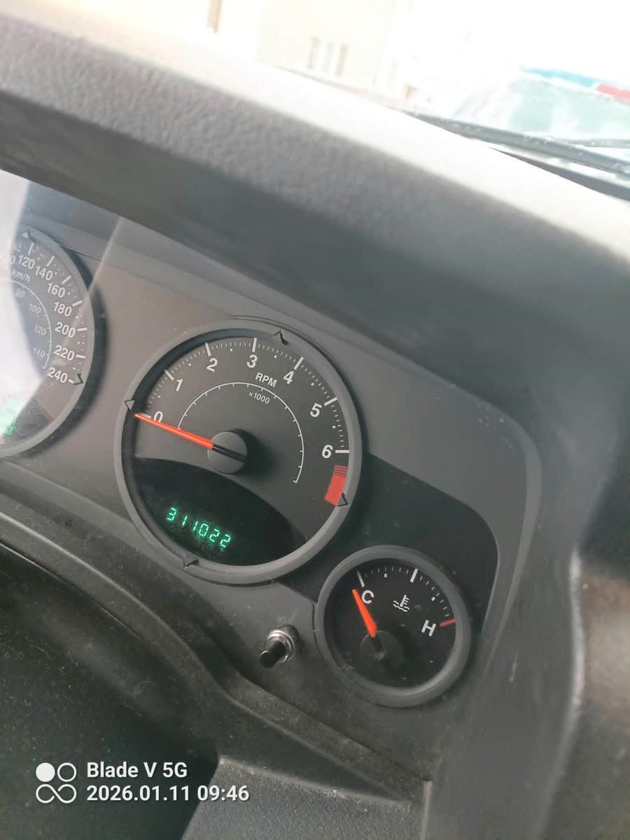Jeep Patriot 2011 — photo 9