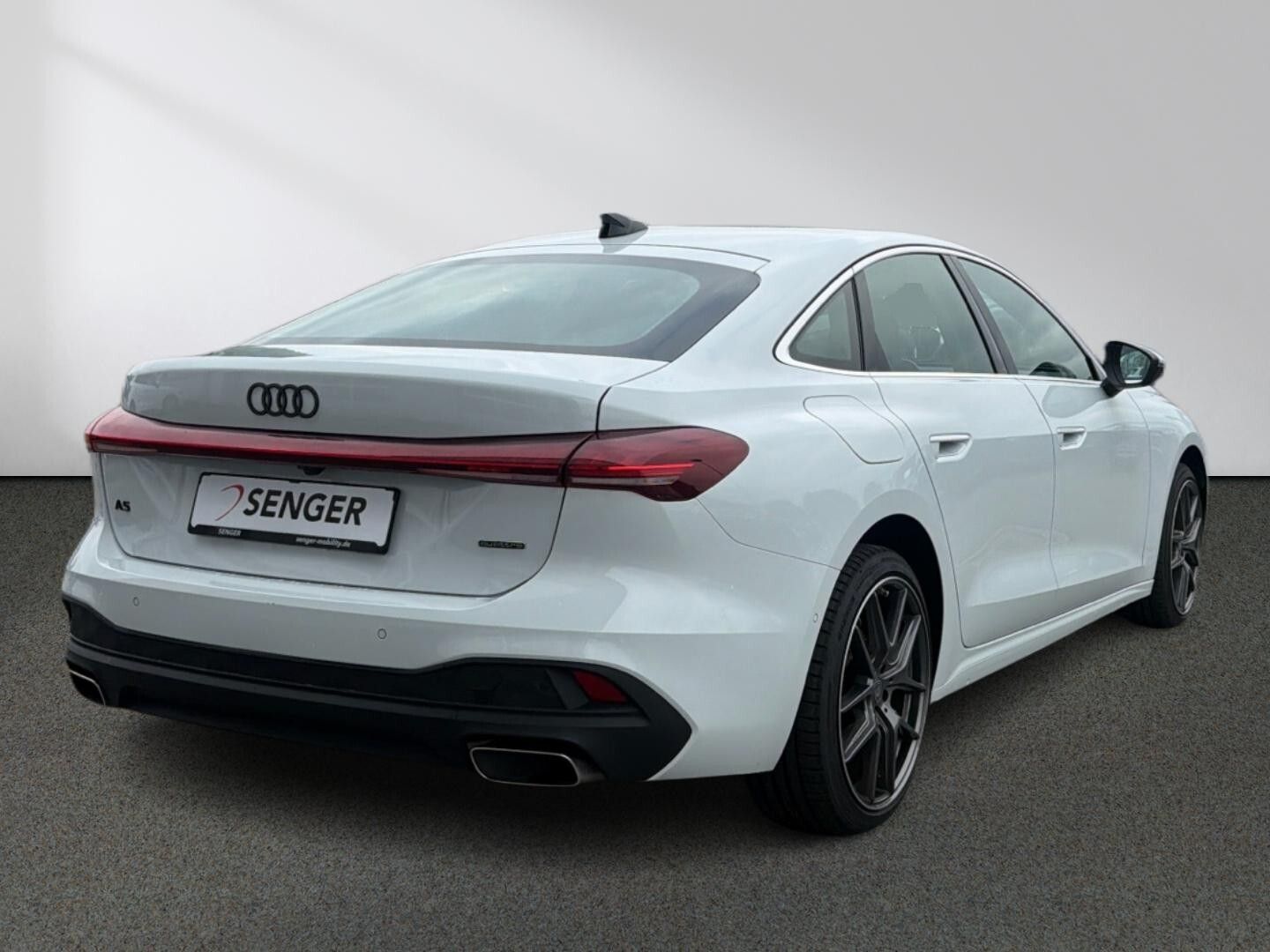 Audi A5 2.0 TFSI quattro MMI Navi LED ACC Kamera foto 3