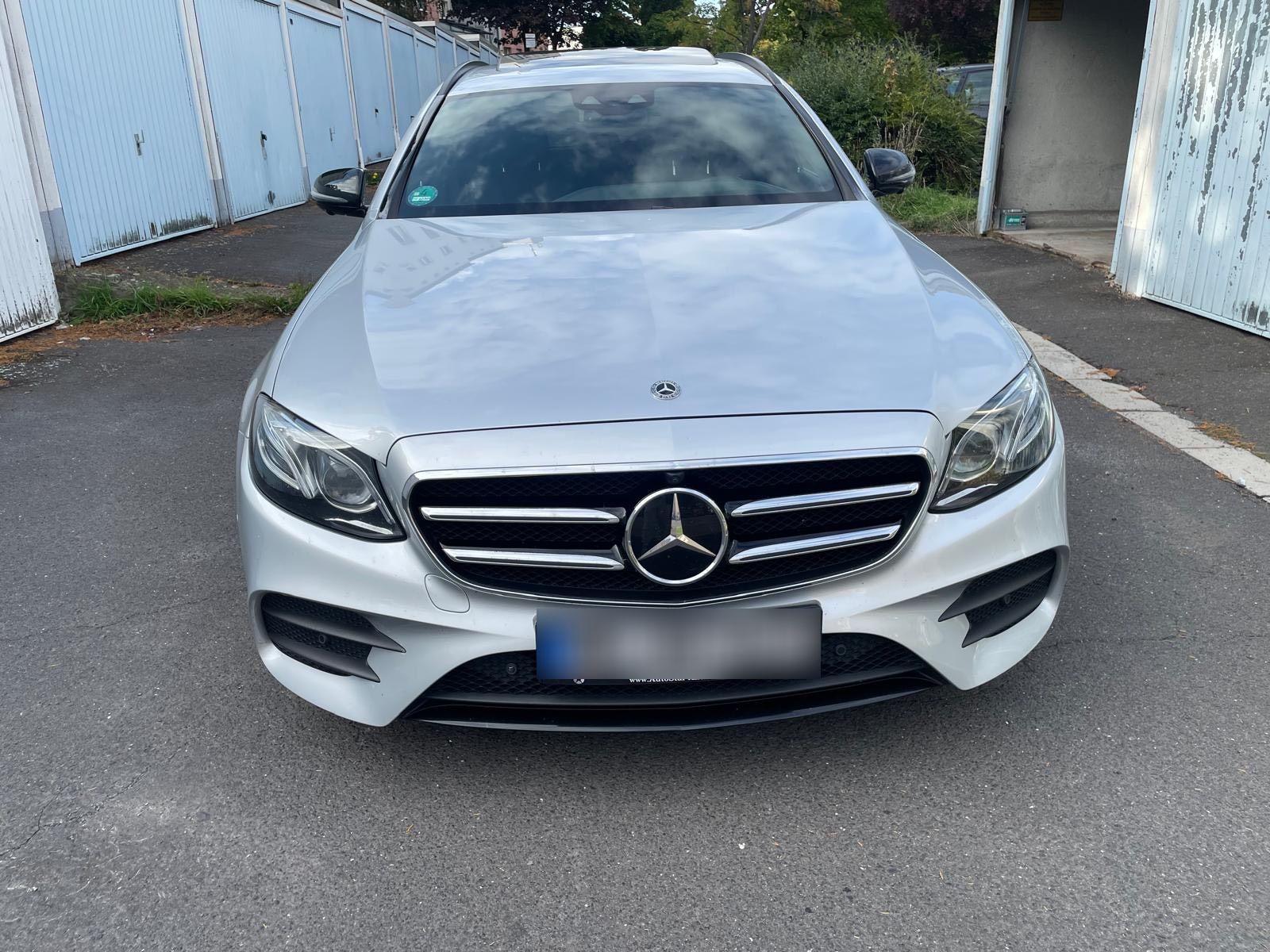 Mercedes-Benz E 220