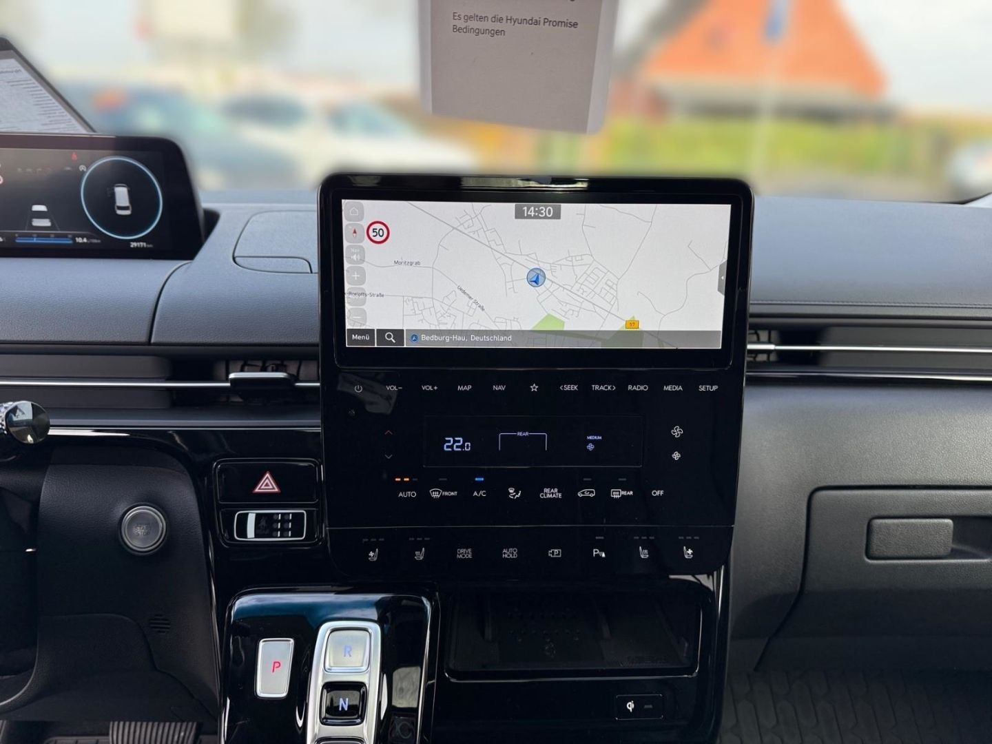 Fahrzeugabbildung Hyundai STARIA 2.2 CRdi 4WD Prime 9-Sitzer Allrad Leder