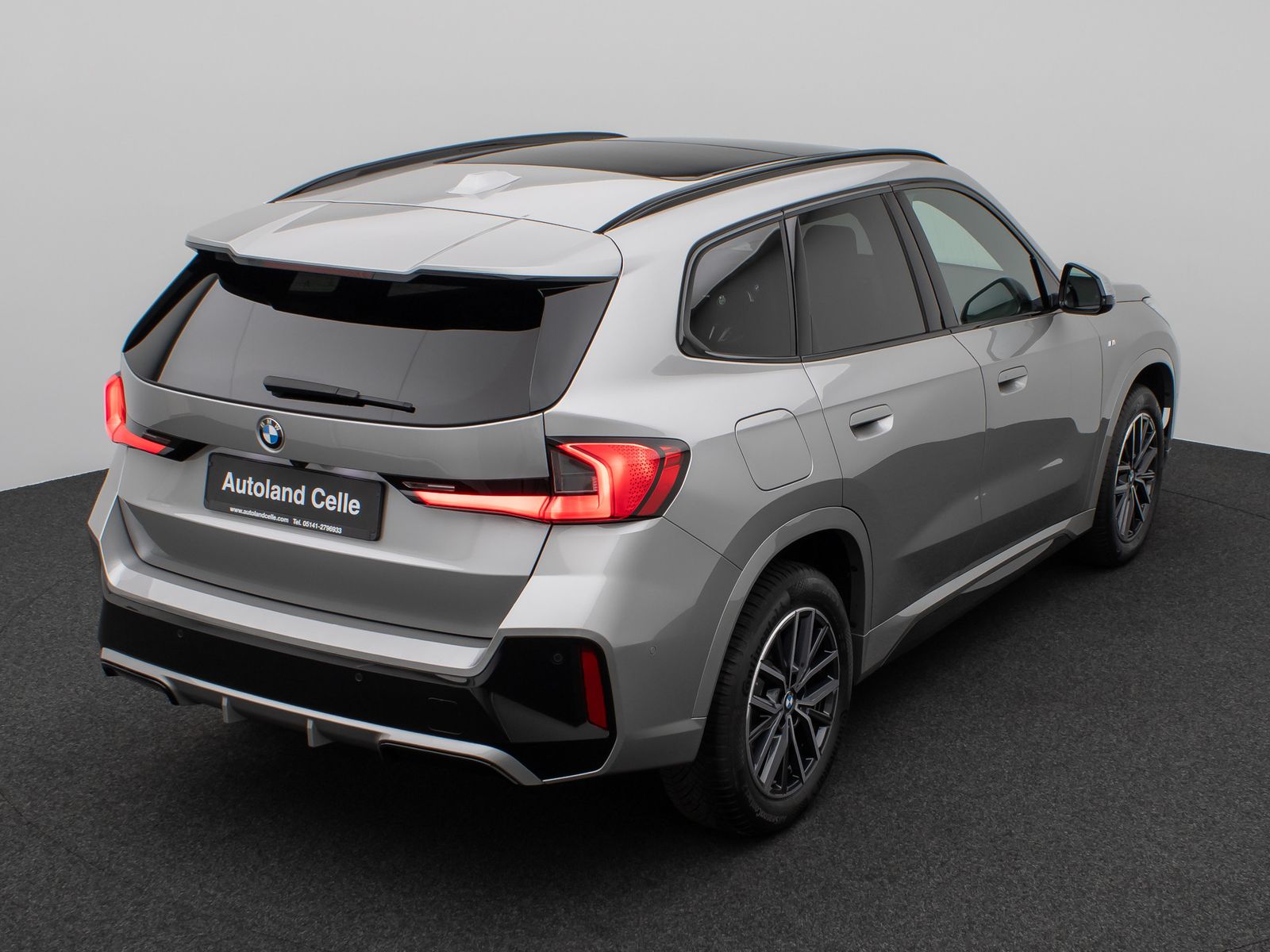 Fahrzeugabbildung BMW X1 sD20i M Sport Panorama Kamera DAB H/K Komfort